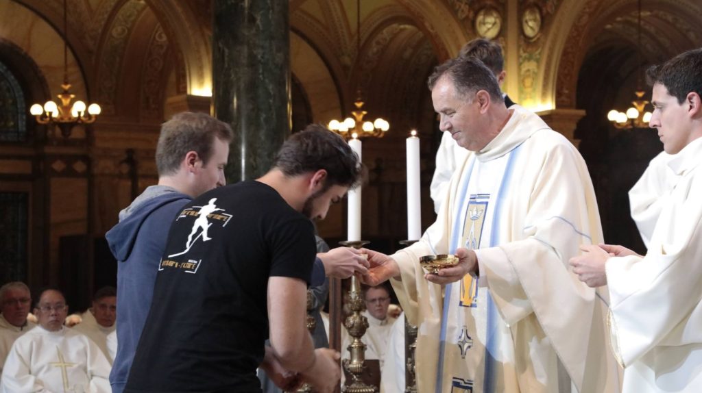 Maria-Ausiliatrice-Messa